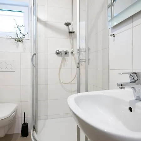 Дом отдыха Seepark Seehund 2 *